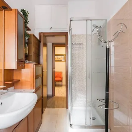 Bro House Apartament *