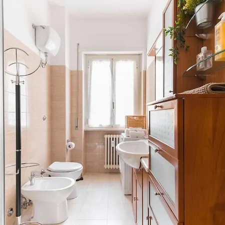 Bro House Apartament *